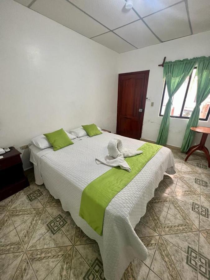 Hostal Villamil Пуерто-Вільяміль Екстер'єр фото